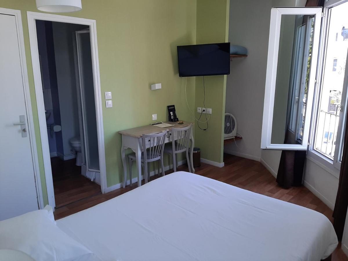Hotel Le Royalty Angers Esterno foto