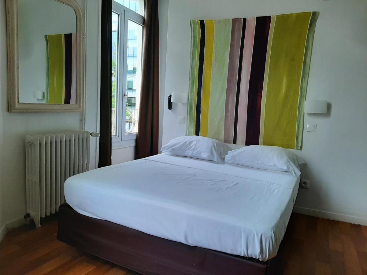 Hotel Le Royalty Angers Esterno foto