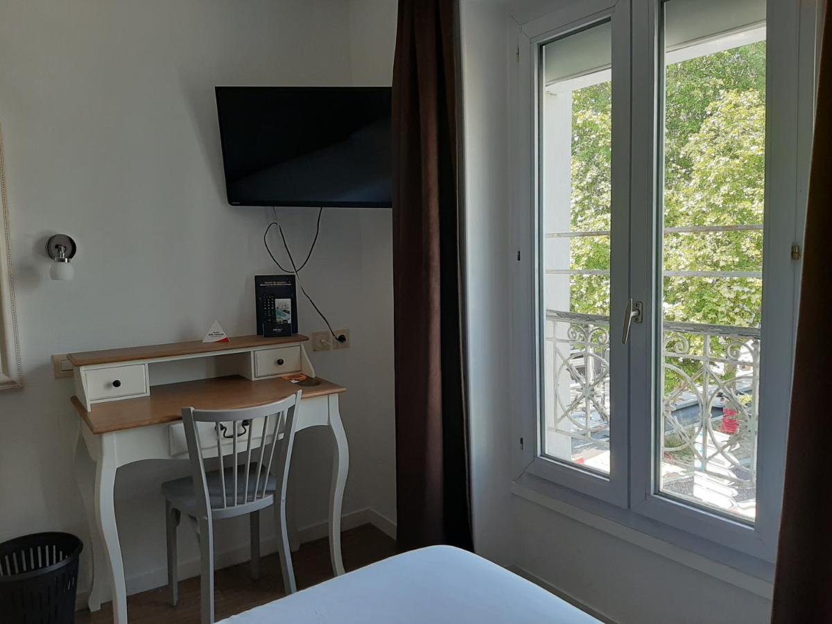 Hotel Le Royalty Angers Esterno foto