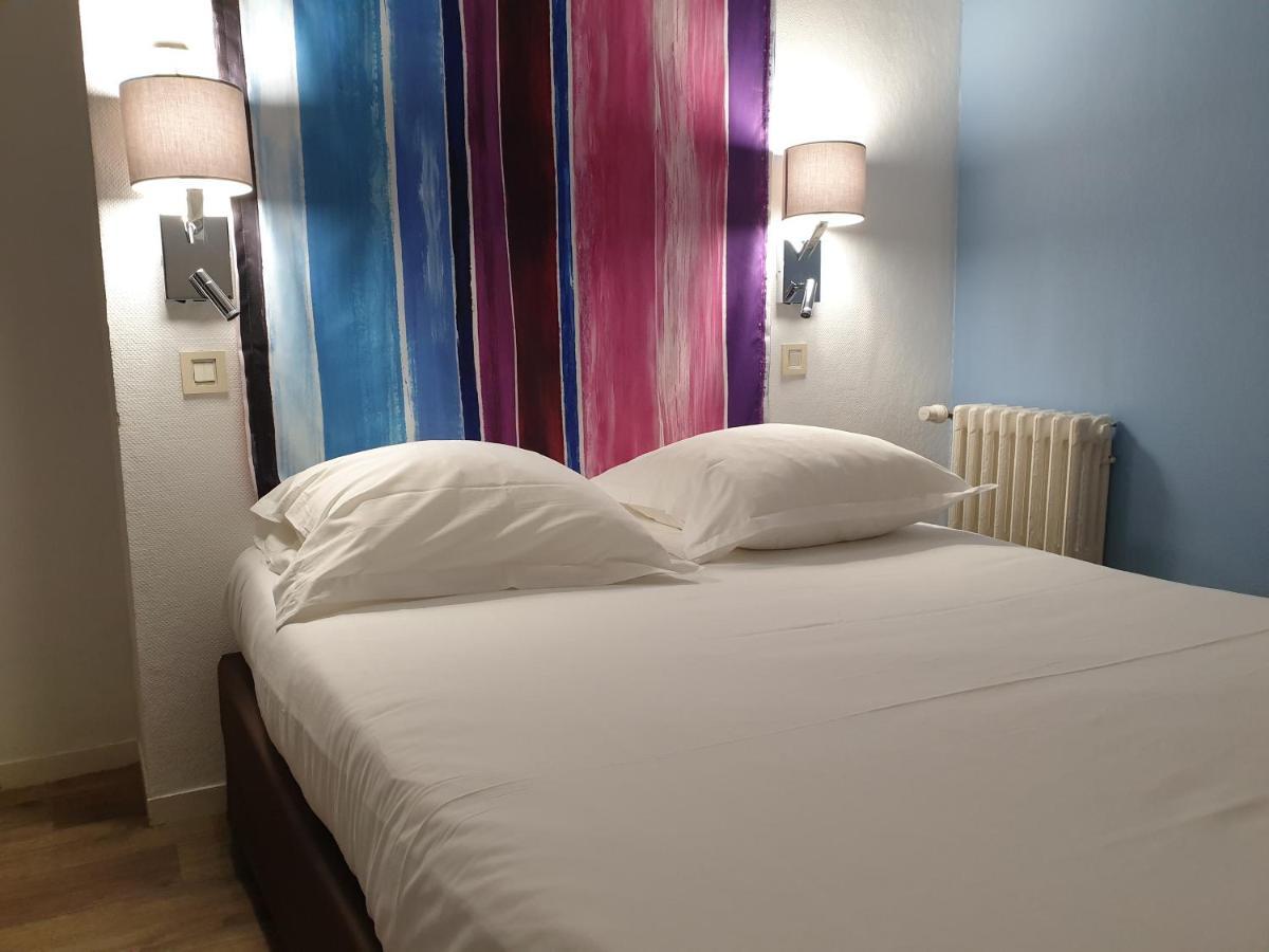 Hotel Le Royalty Angers Esterno foto
