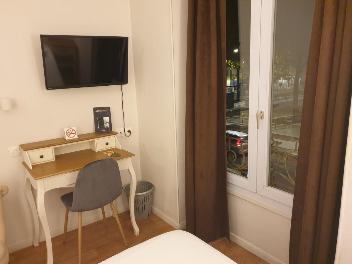 Hotel Le Royalty Angers Esterno foto